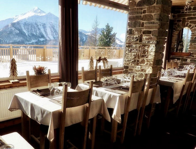 Hôtels Catrems et Montagnou - © M.Mathieu Hôtels Catrems et Montagnou