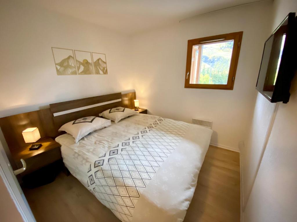 Les Cristallines 202