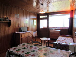 _lv_images___lot_0000010083_04_491370