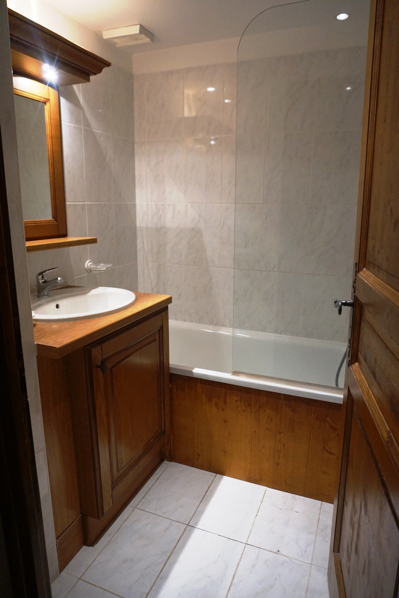 _lv_images___lot_0010950303_05_427139