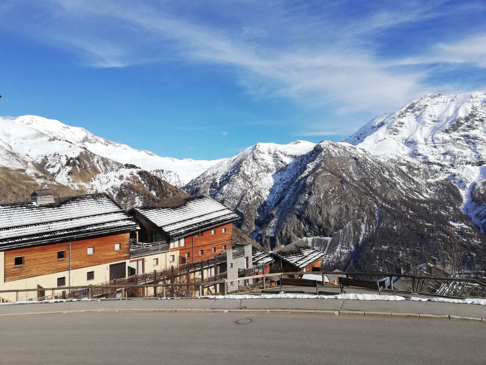 _lv_images__lot_0000050253_09_3241905