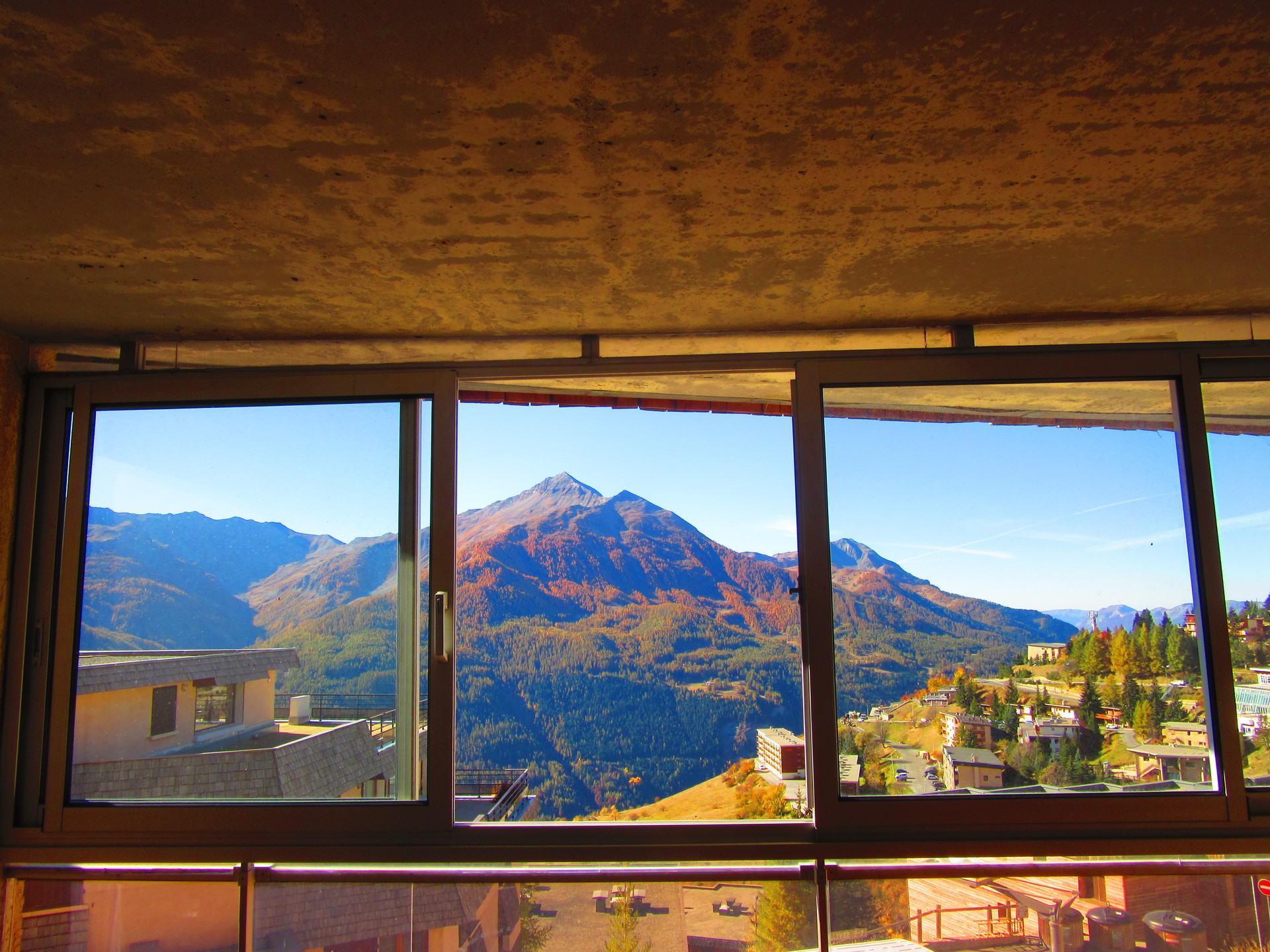 _lv_images__lot_0000250450_12_3207813