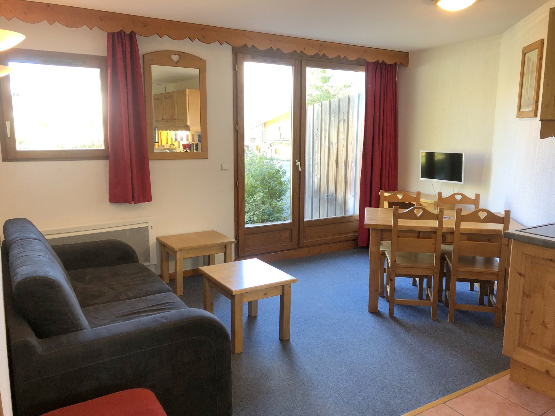 _lv_images__lot_0000450317_01_3315945