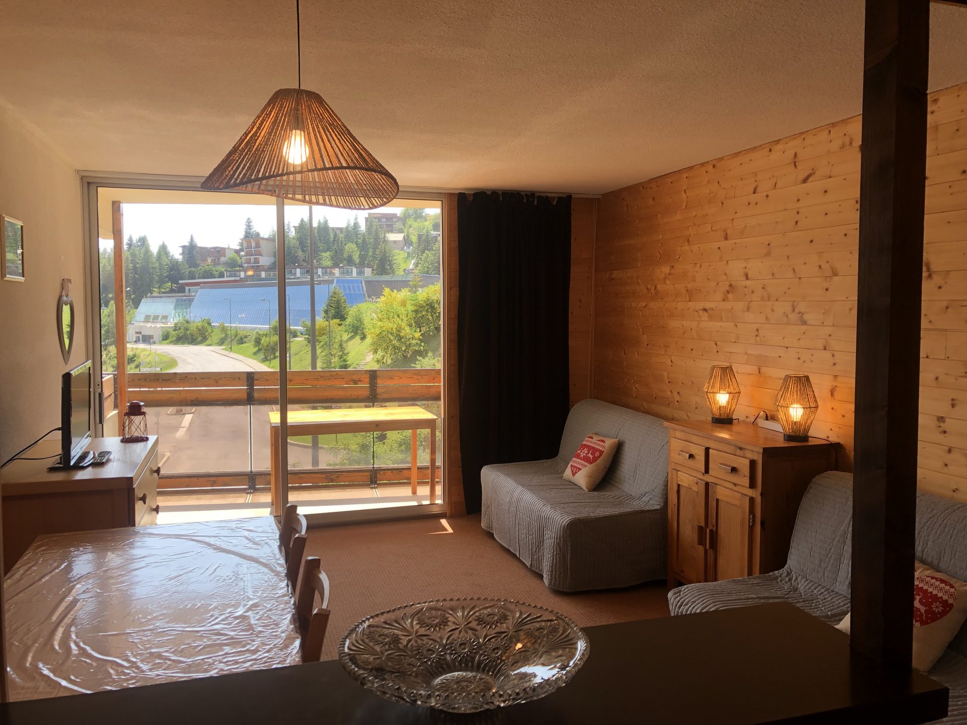 _lv_images__lot_0000450338_01_3206088