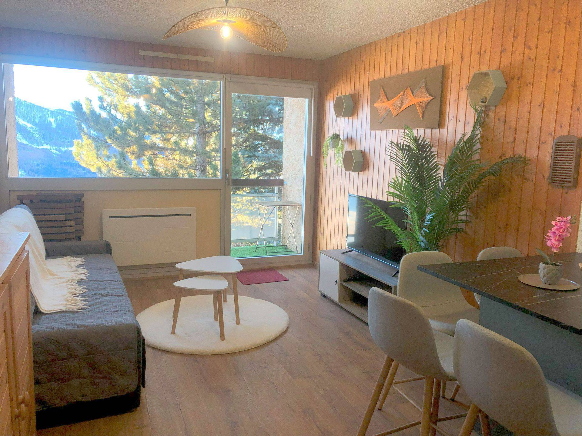 _lv_images__lot_0000450358_01_3228966