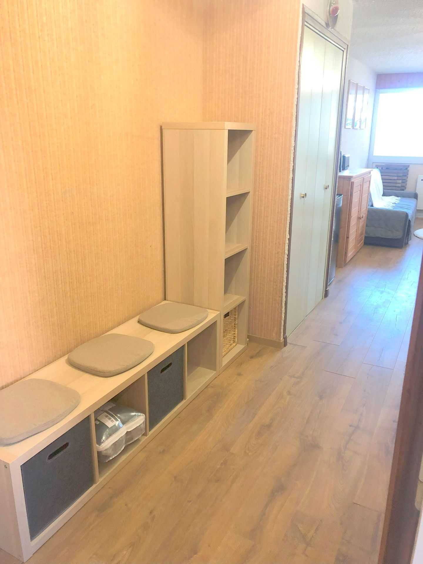 _lv_images__lot_0000450358_07_3255378