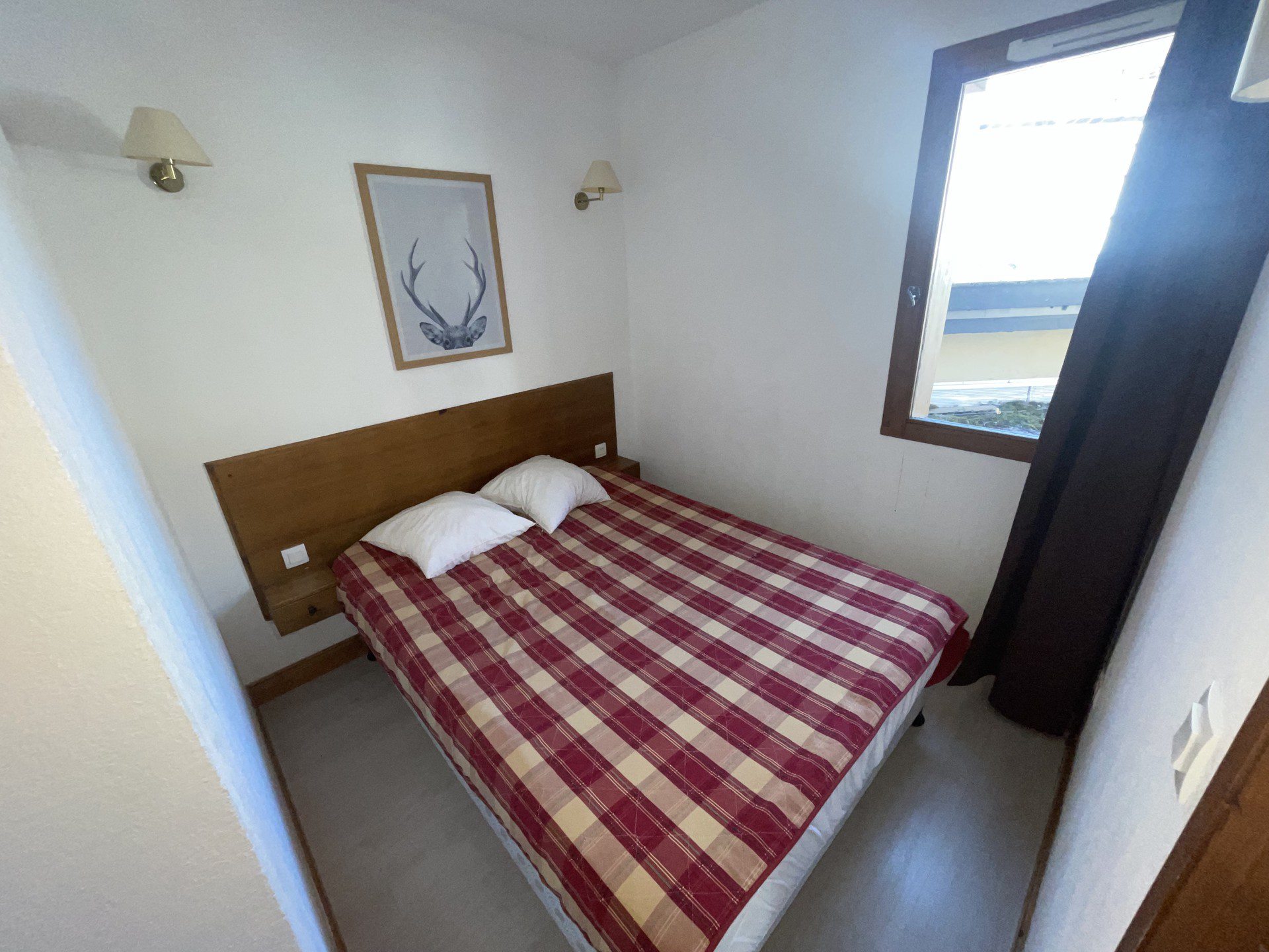 _lv_images__lot_0010950401_10_3213906