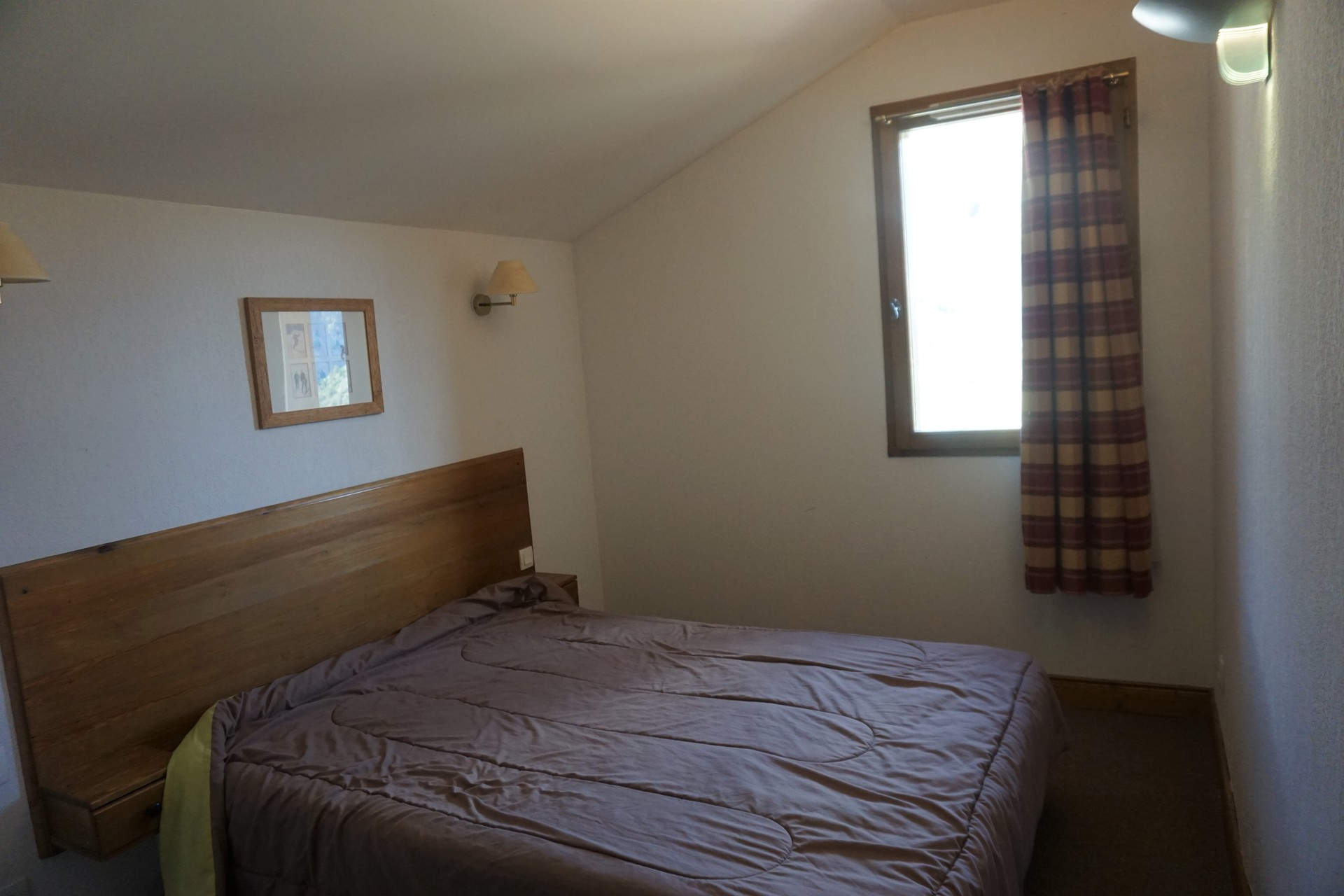 _lv_images__lot_0010950405_04_3194734