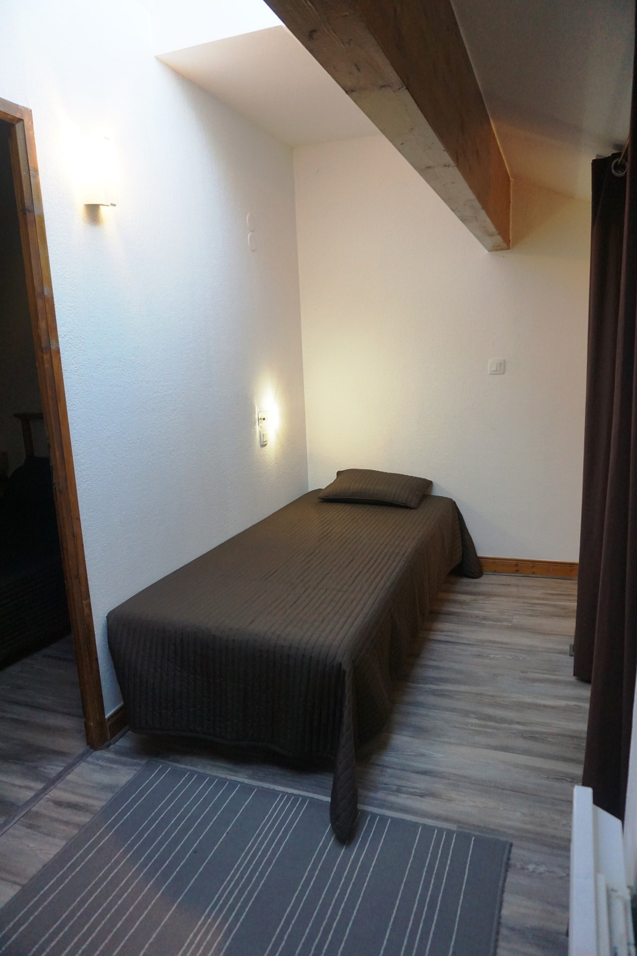 _lv_images__lot_0010950413_07_3365037