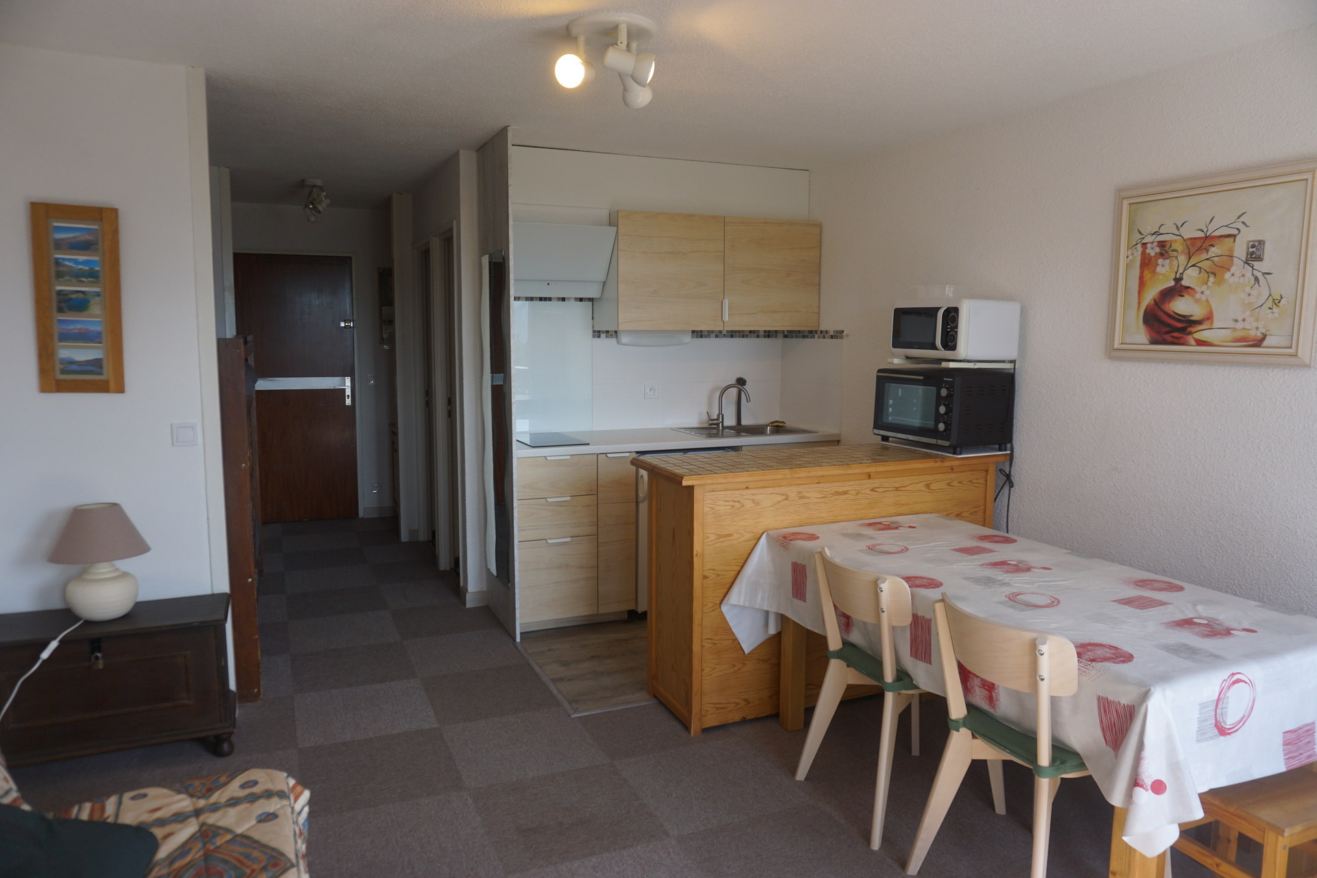 _lv_images__lot_0014500068_04_3210359