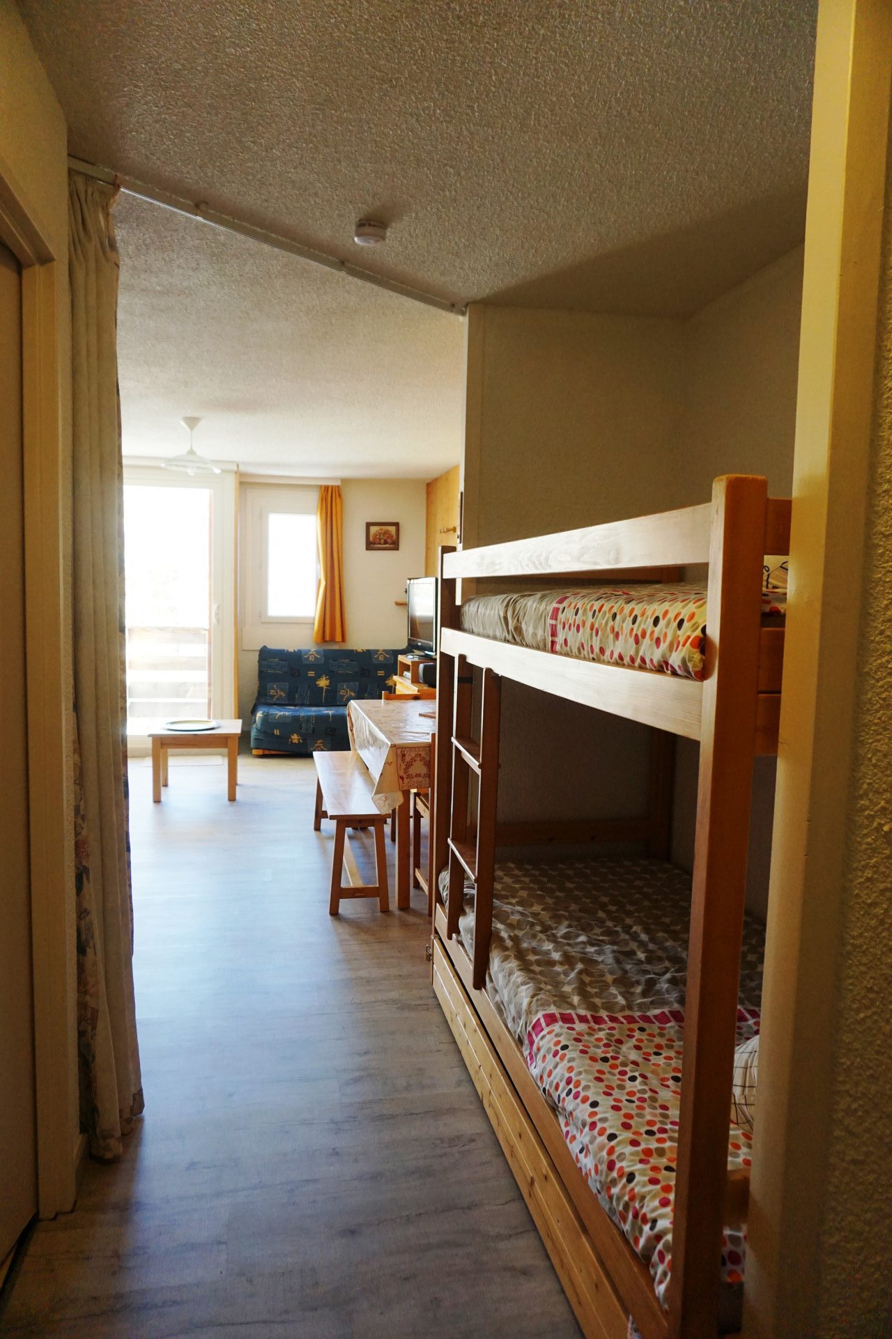 _lv_images__lot_0014500128_06_3456774