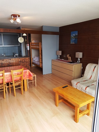 _lv_images__lot_0014800031_01_3326099