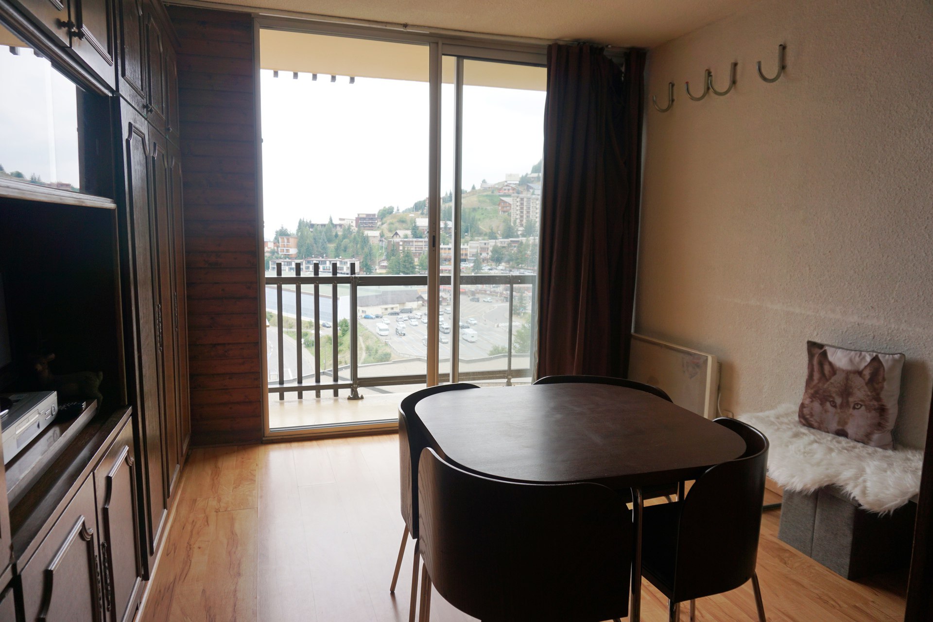 _lv_images__lot_0015200006_02_3224219