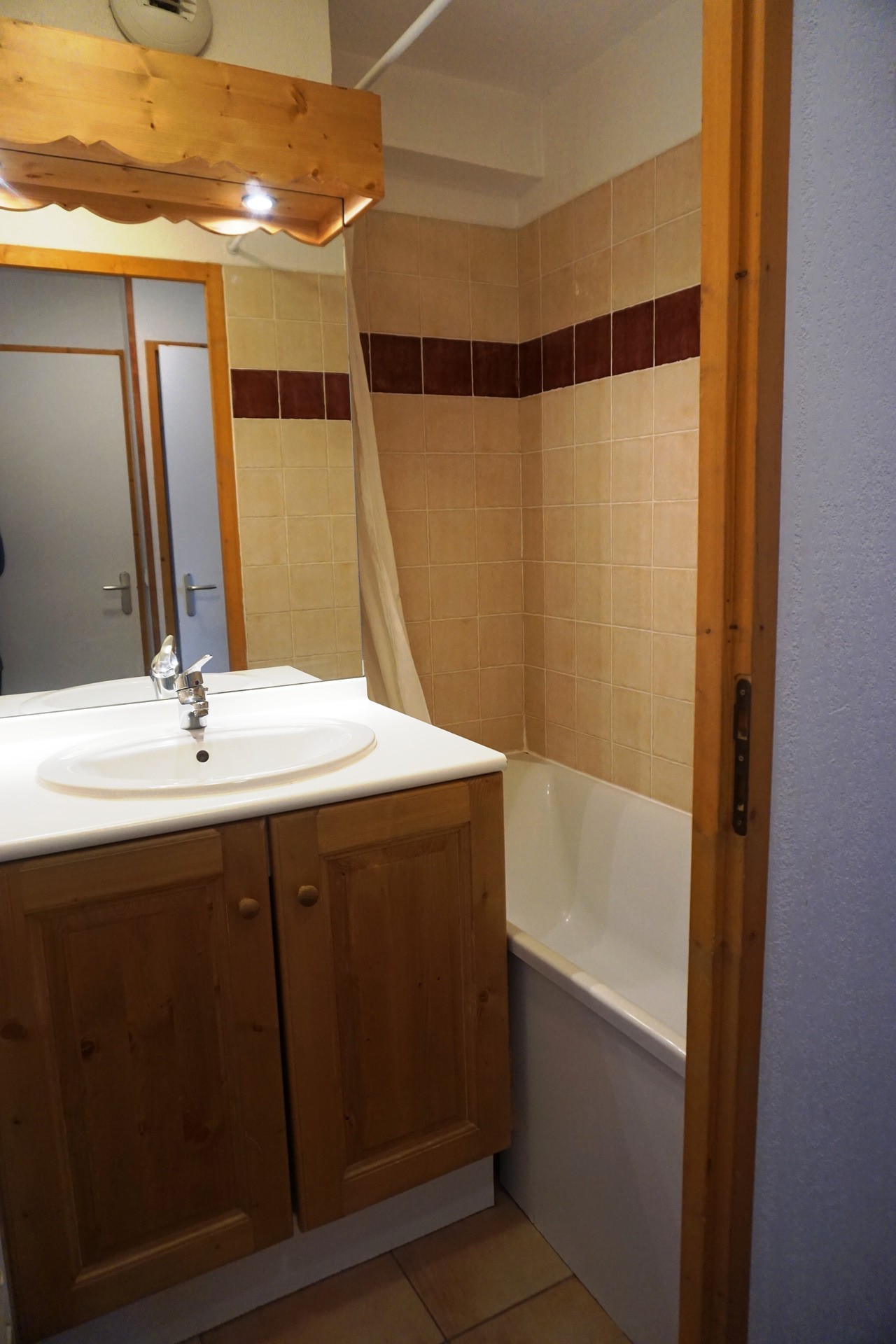 _lv_images__lot_0015200090_06_3175789