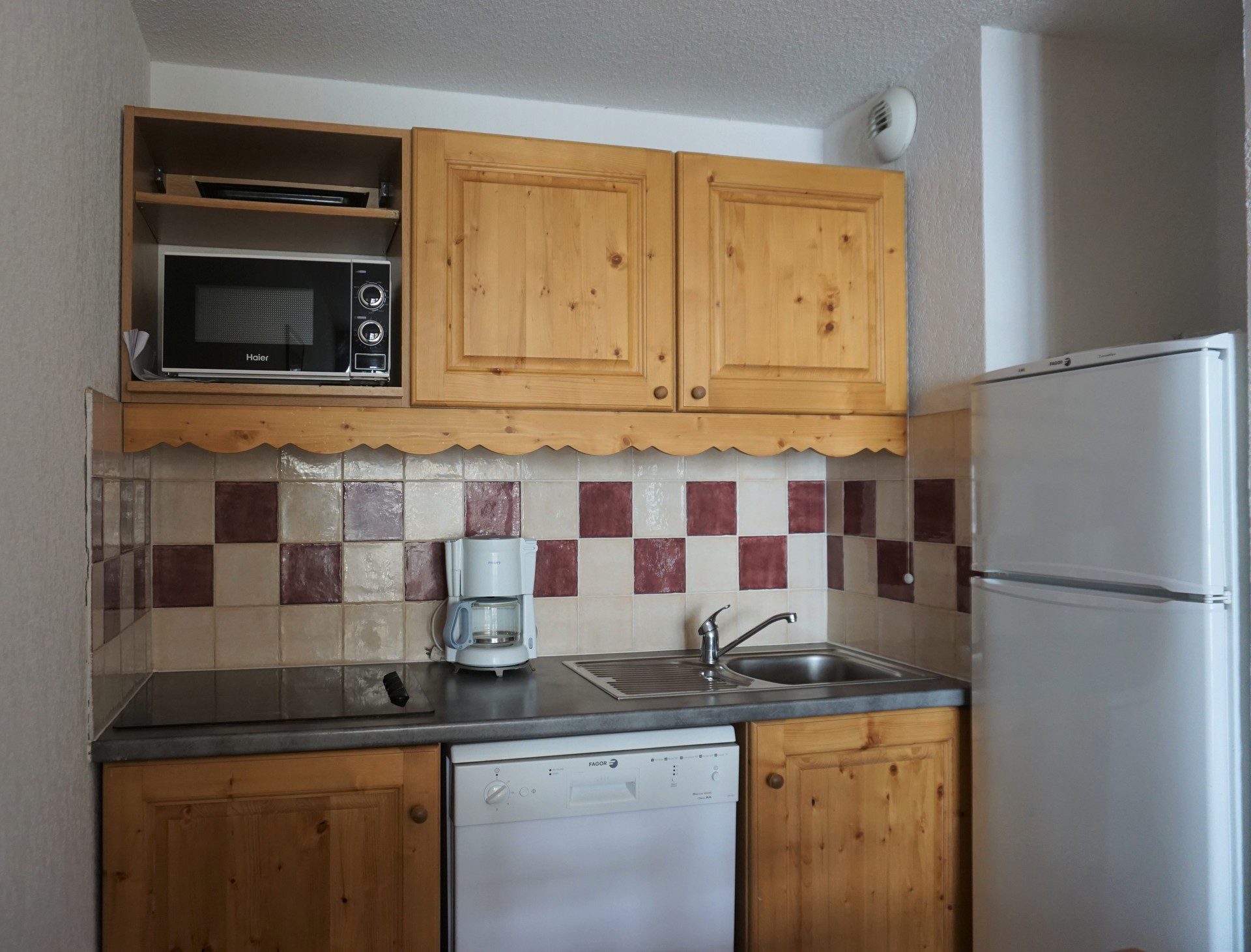 _lv_images__lot_0015200094_05_3151178