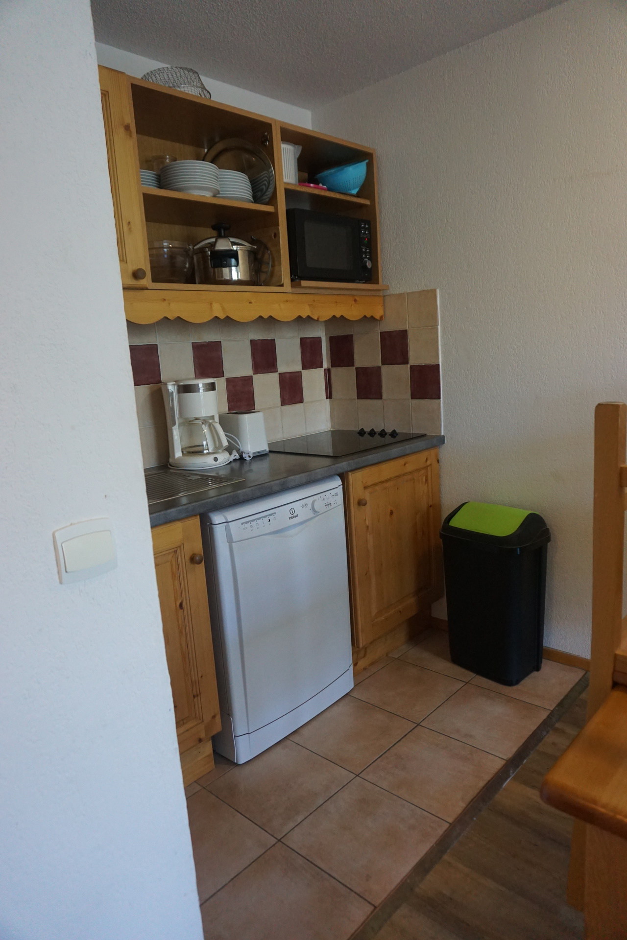 _lv_images__lot_0015200099_04_3177954