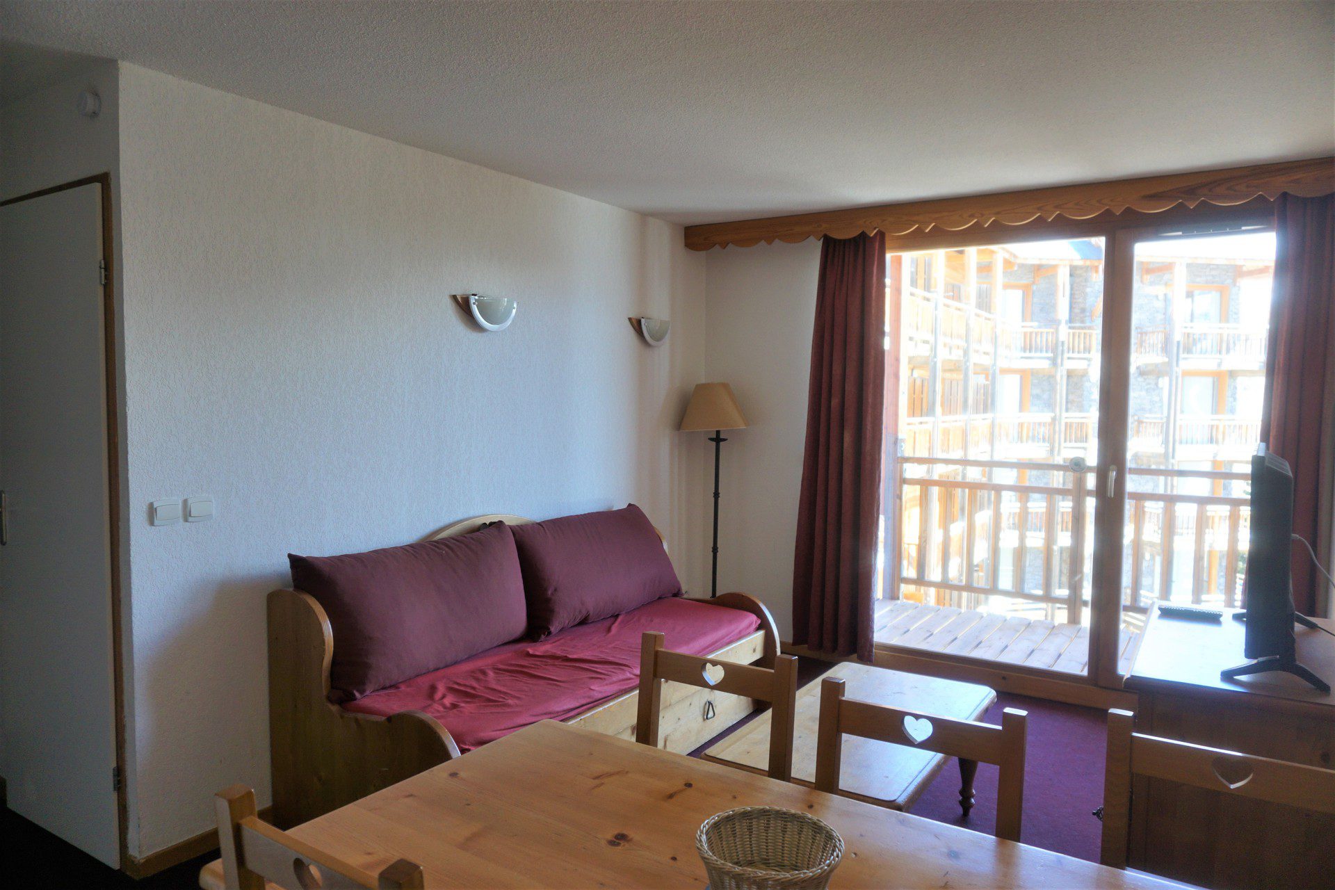 _lv_images__lot_0015200120_03_3214110