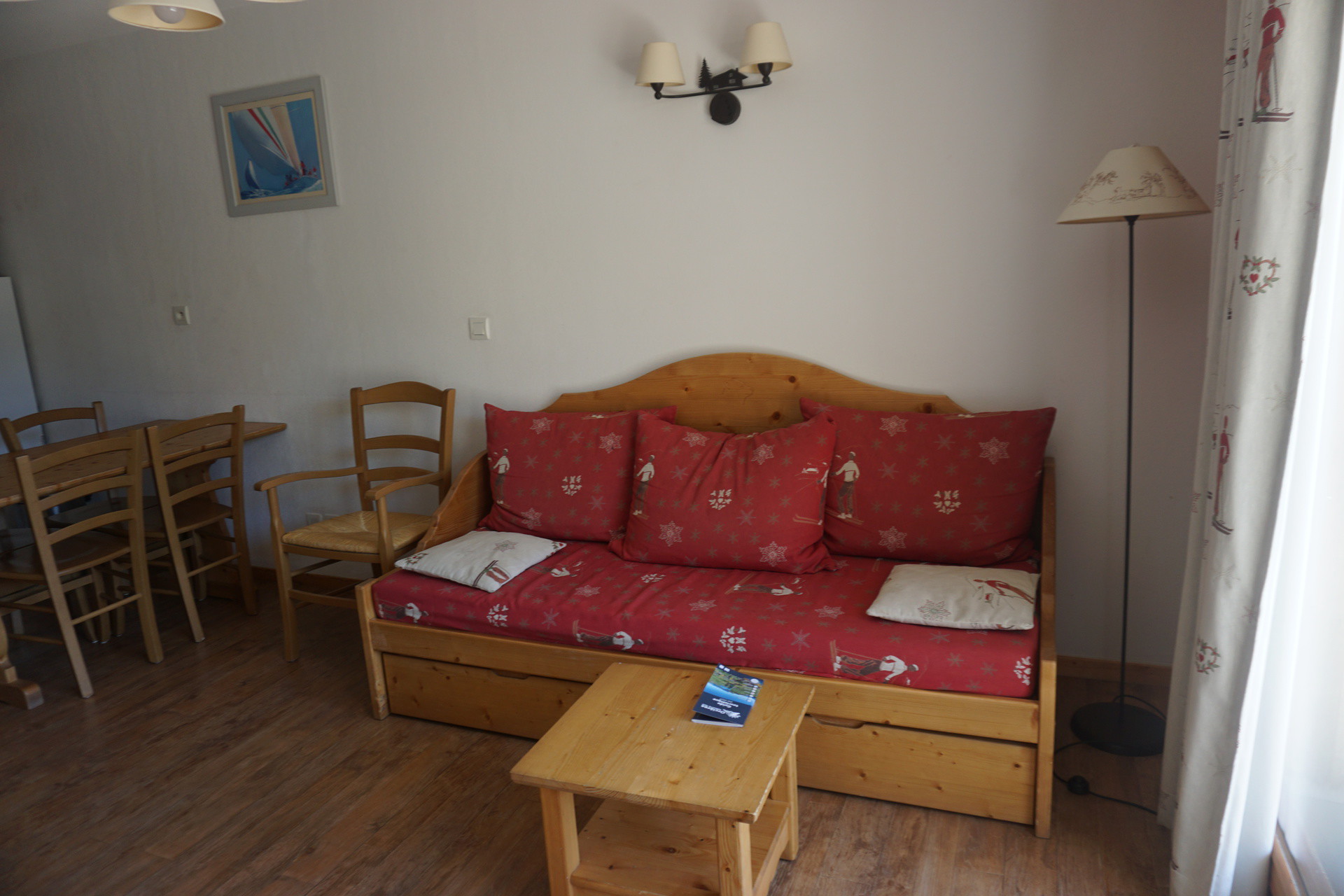 _lv_images__lot_0015200165_02_3150692