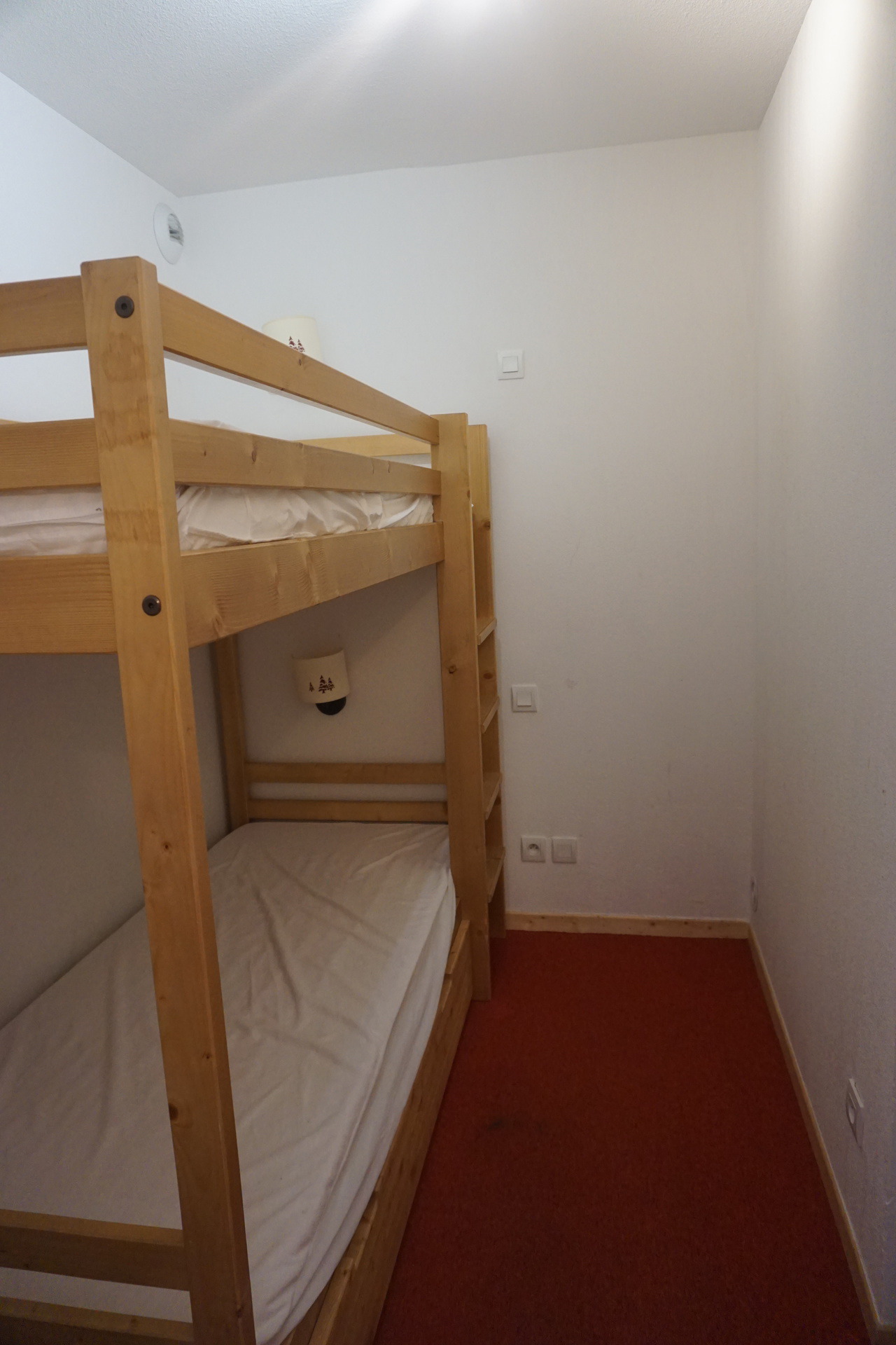 _lv_images__lot_0015200177_06_3392920