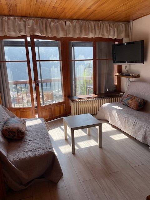 _lv_images__lot_0015200235_01_3222162