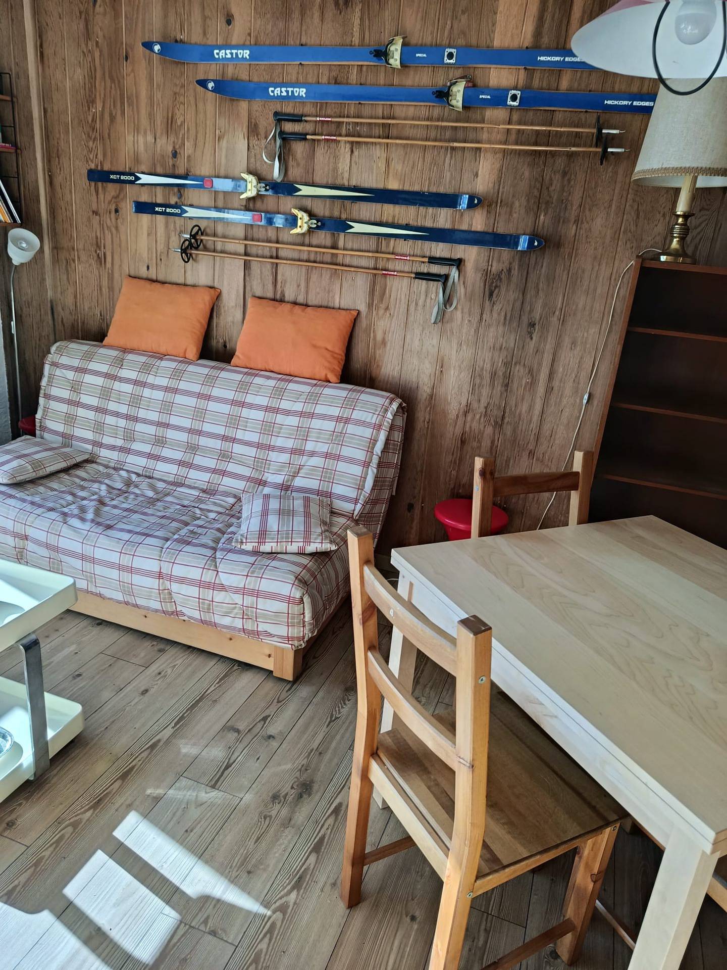 _lv_images__lot_0015200242_03_3218486