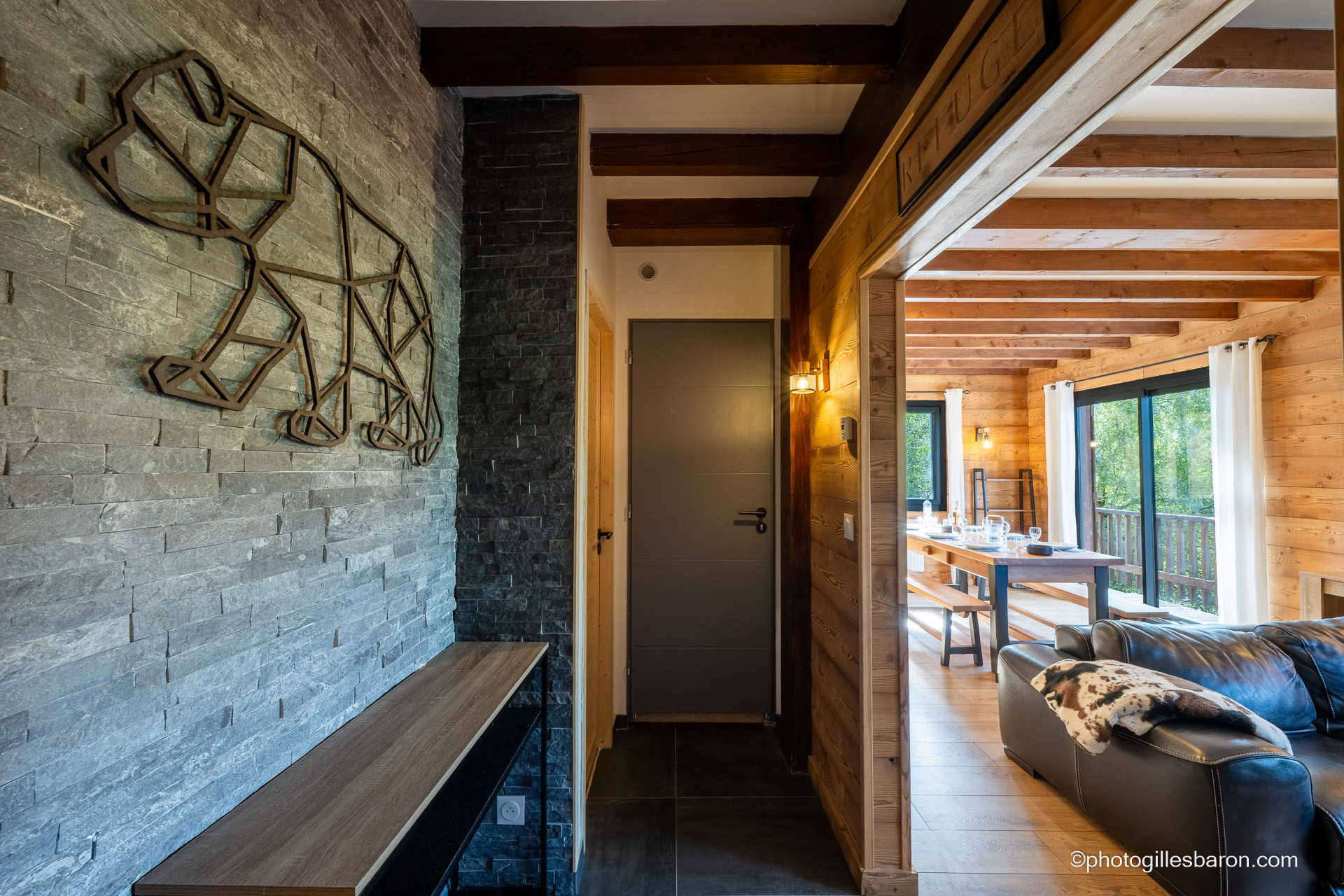 gillesbaron300825_1609.jpg gillesbaron300825_1609.jpg