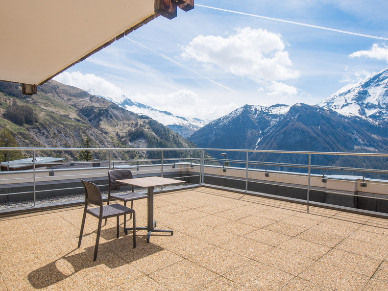 3pc8-balcon-4-1893006 3pc8-balcon-4-1893006