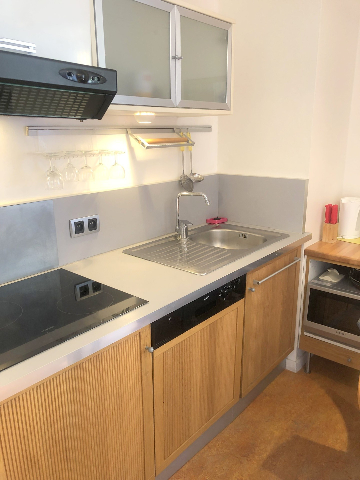 _lv_images__lot_0000050041_05_3313638