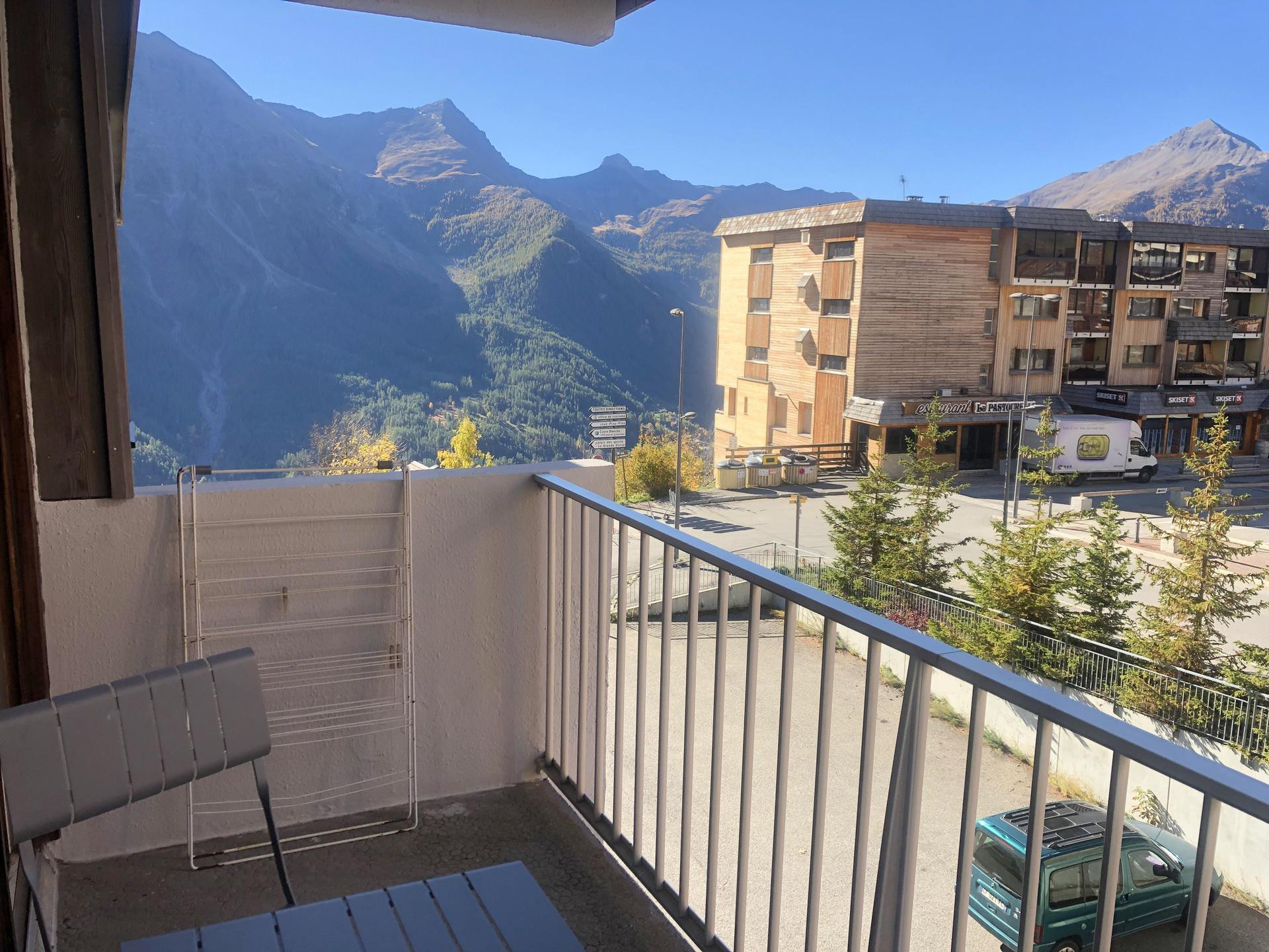 _lv_images__lot_0000050041_07_3217982 _lv_images__lot_0000050041_07_3217982