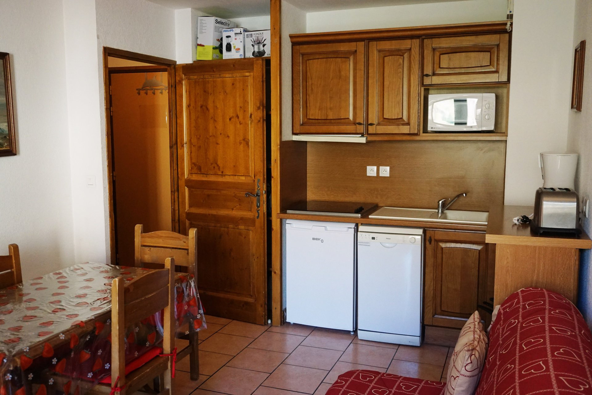 _lv_images__lot_0010950214_02_3378144