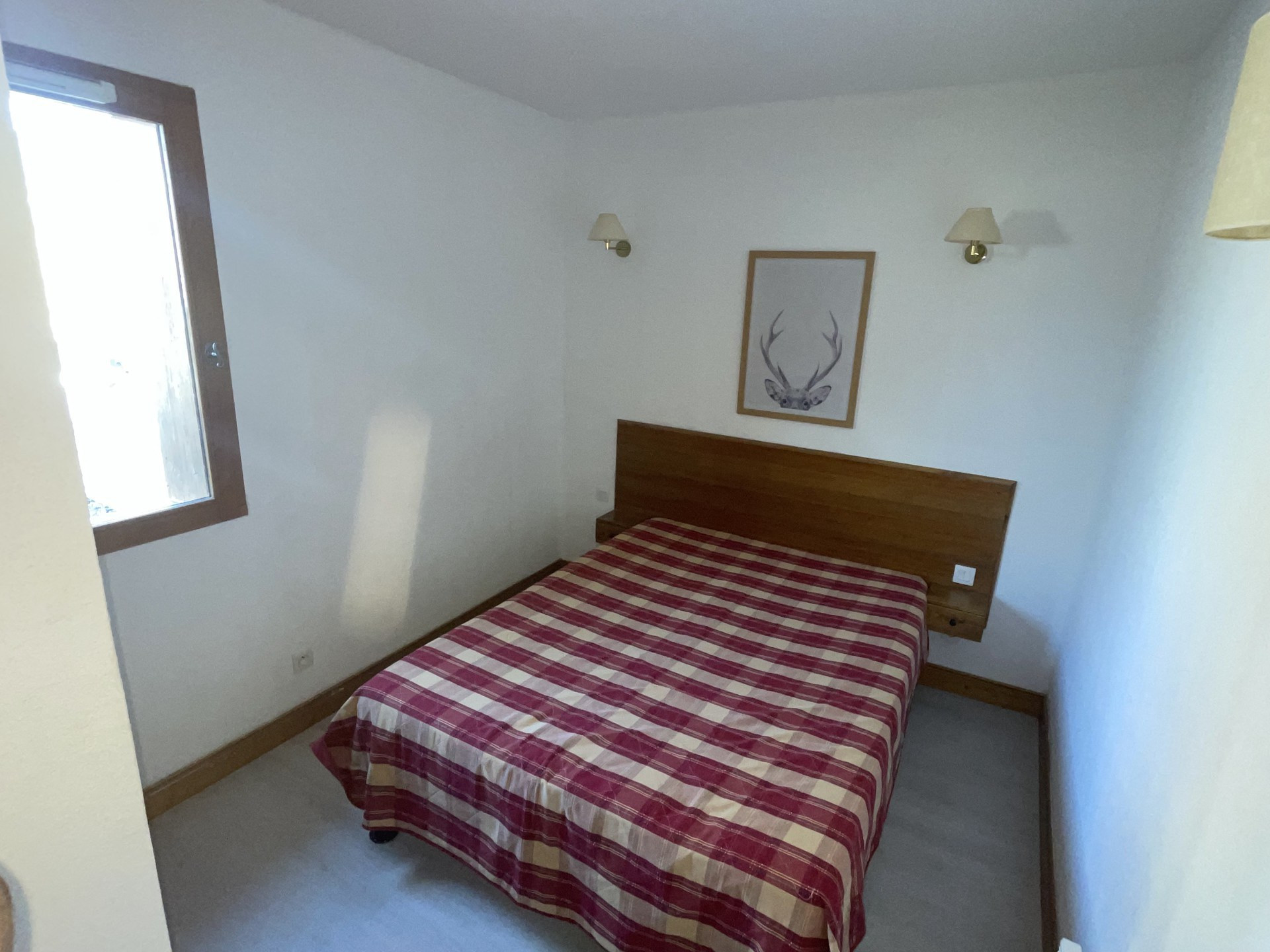 _lv_images__lot_0010950401_06_3213902 _lv_images__lot_0010950401_06_3213902