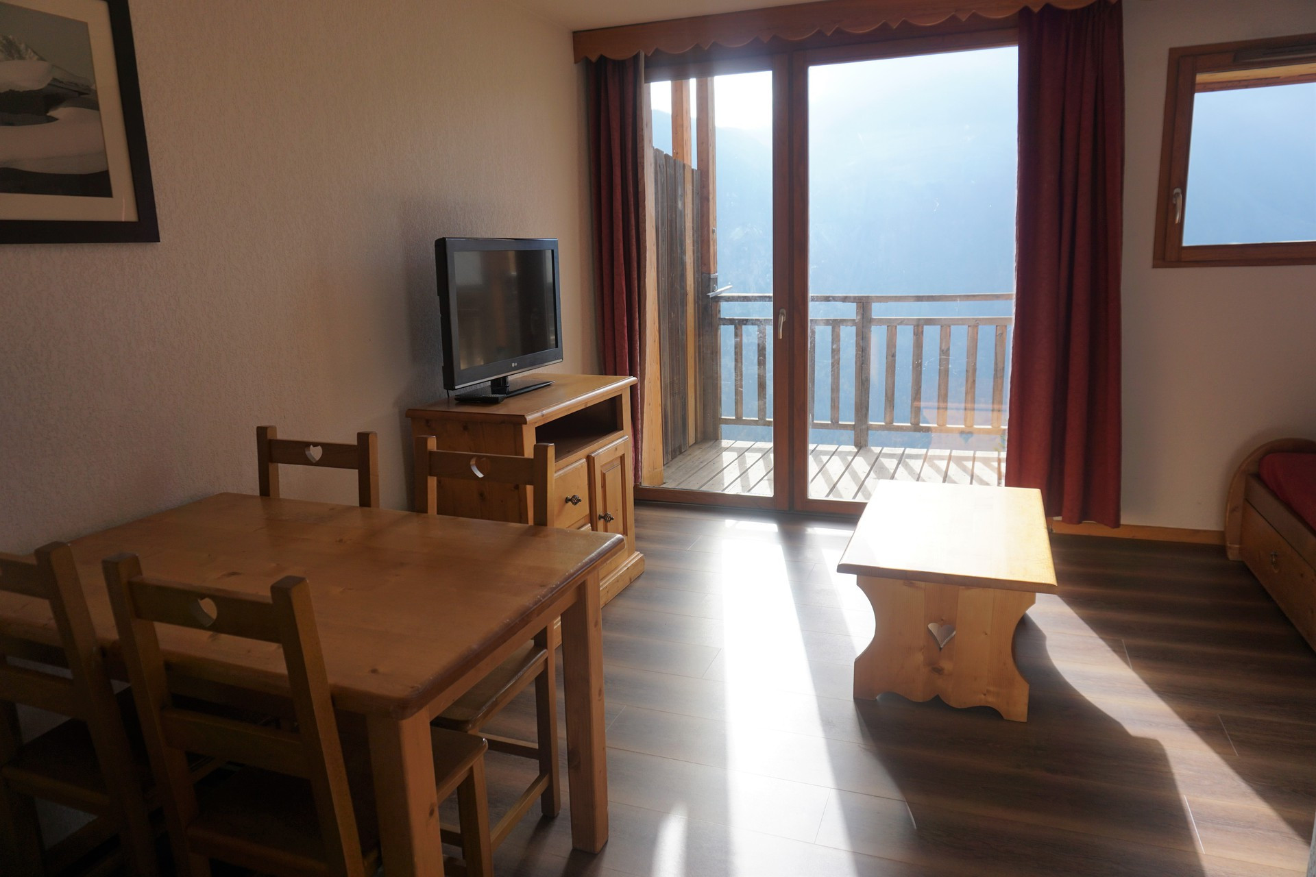 _lv_images__lot_0015200069_02_3426212