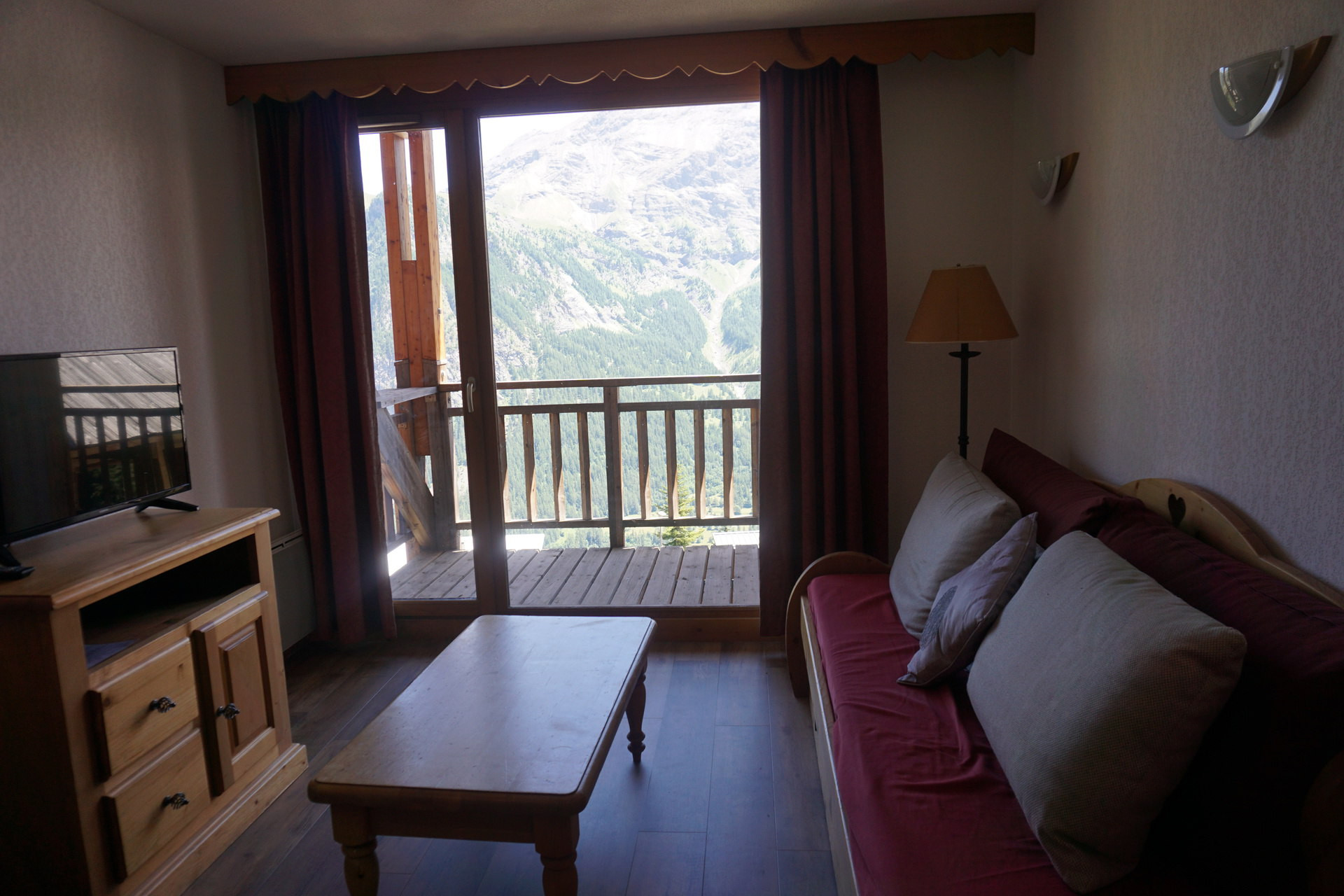 _lv_images__lot_0015200099_01_3200693