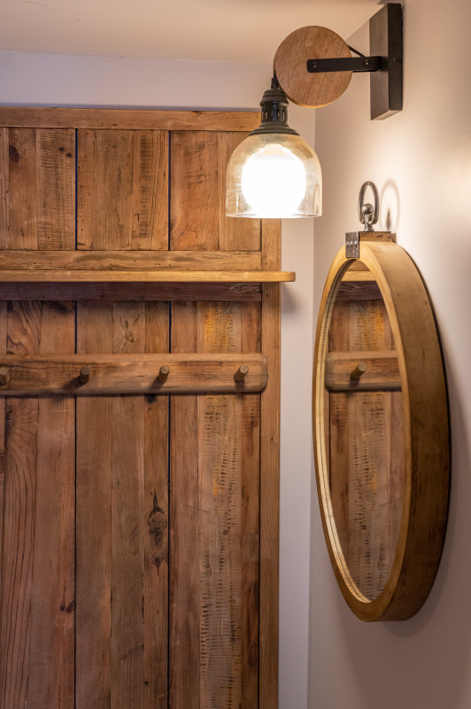 détail porte manteau - © G.Baron détail porte manteau