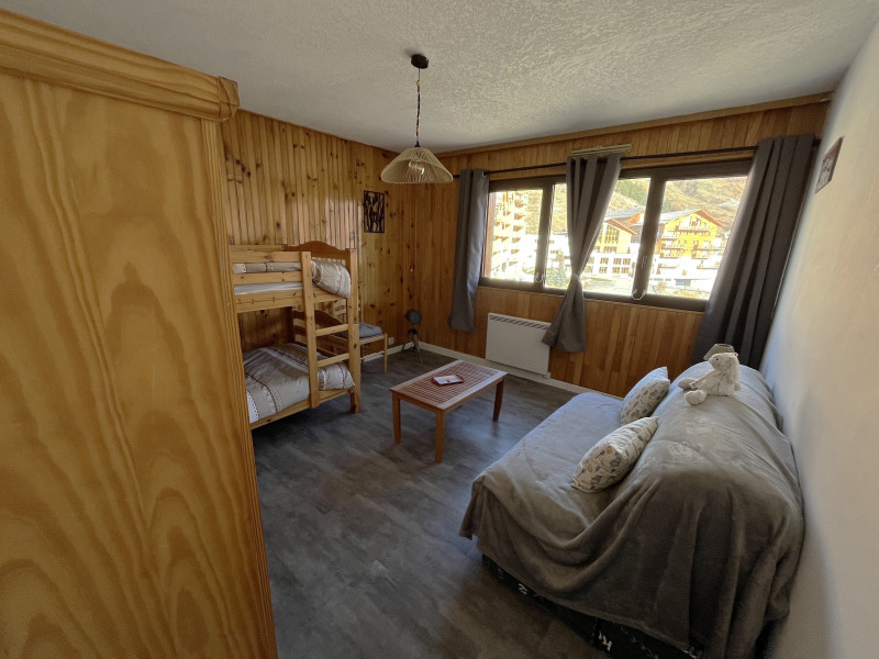 Queyrelet 3 n°51 - © Roux Queyrelet 3 n°51