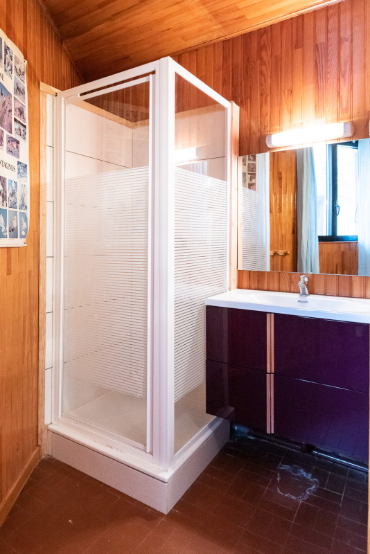 Salle d'eau dans chambre 3 - © Gilles Baron Salle d'eau dans chambre 3