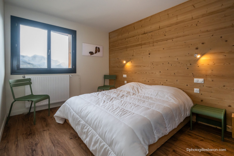 Estaris 2 n°45 - © G.Baron Estaris 2 n°45