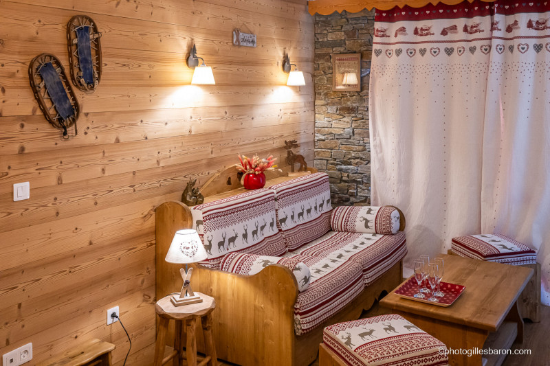 Les Cristallines 000