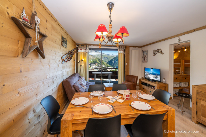 Estaris 2 n°20 - © G.Baron Estaris 2 n°20
