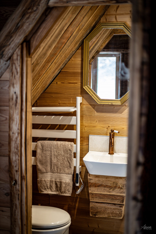 chalet_3.jpg chalet_3.jpg