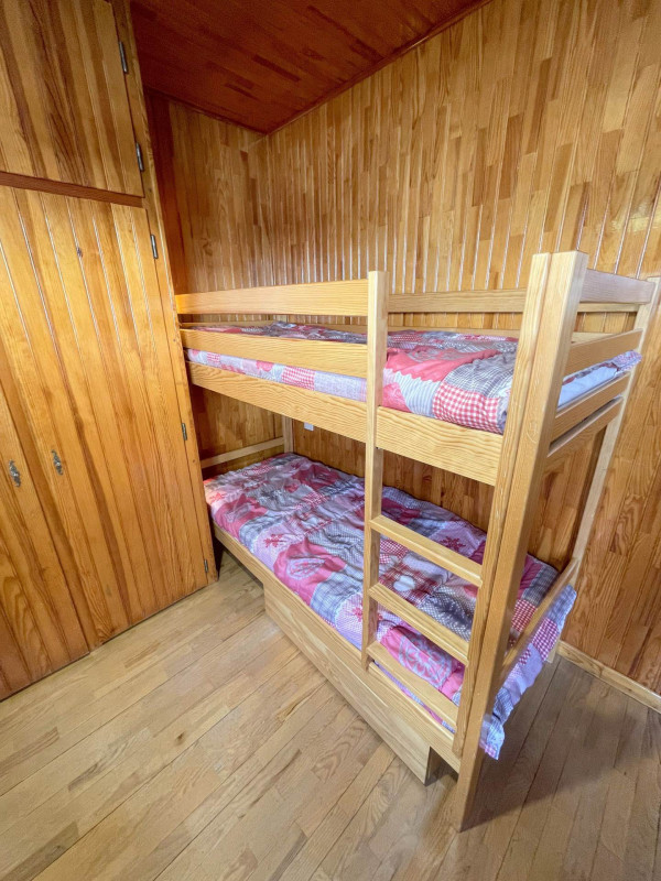 _lv_images__lot_0000030038_10_3286931