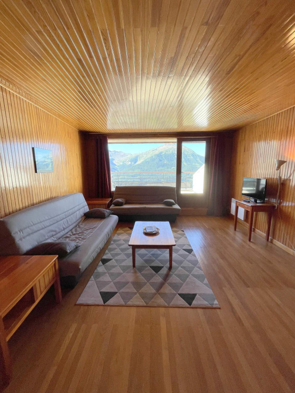 _lv_images__lot_0000030062_02_3289231