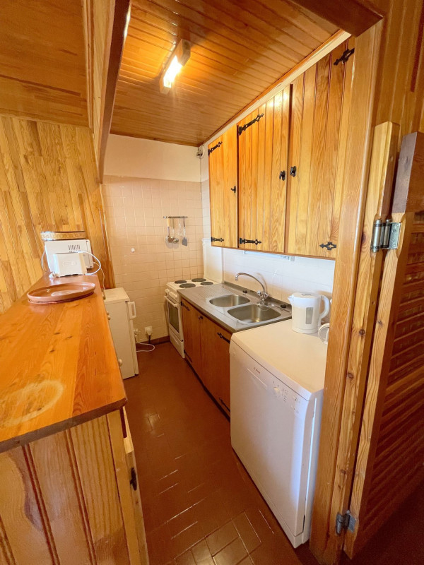 _lv_images__lot_0000030062_04_3236560