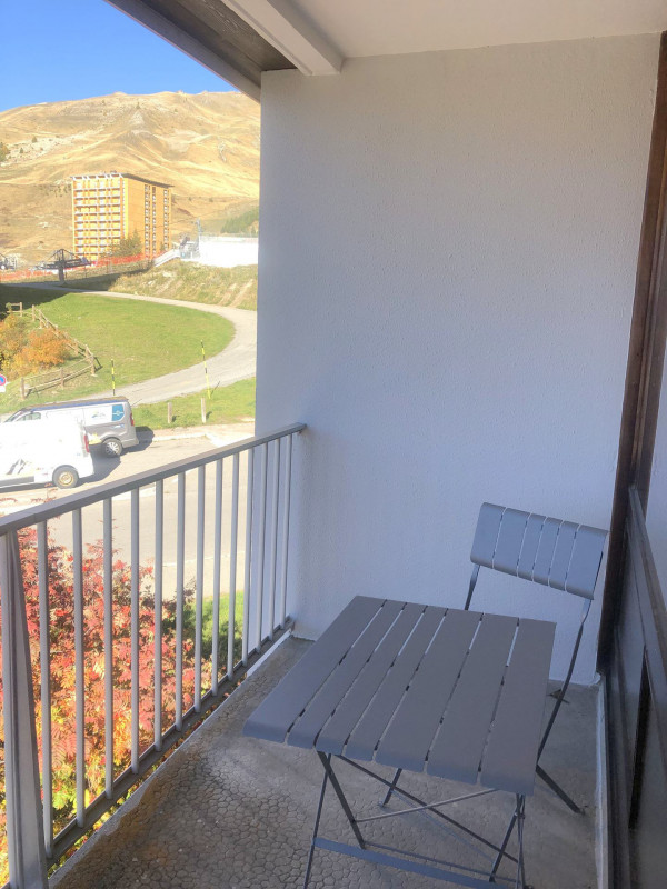 _lv_images__lot_0000050041_09_3484674