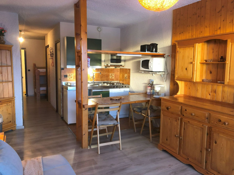 _lv_images__lot_0000220068_03_3433698 _lv_images__lot_0000220068_03_3433698