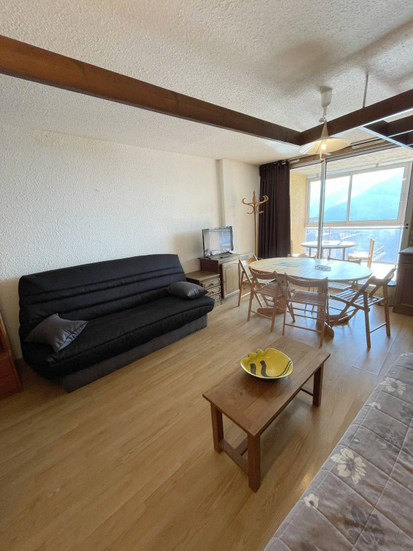 _lv_images__lot_0000250450_04_3414347