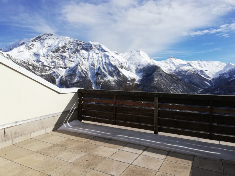 _lv_images__lot_0000330024_12_3167952 _lv_images__lot_0000330024_12_3167952