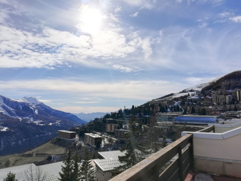 _lv_images__lot_0000330024_15_3197471