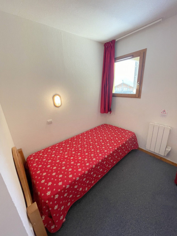 _lv_images__lot_0000380102_07_3309652