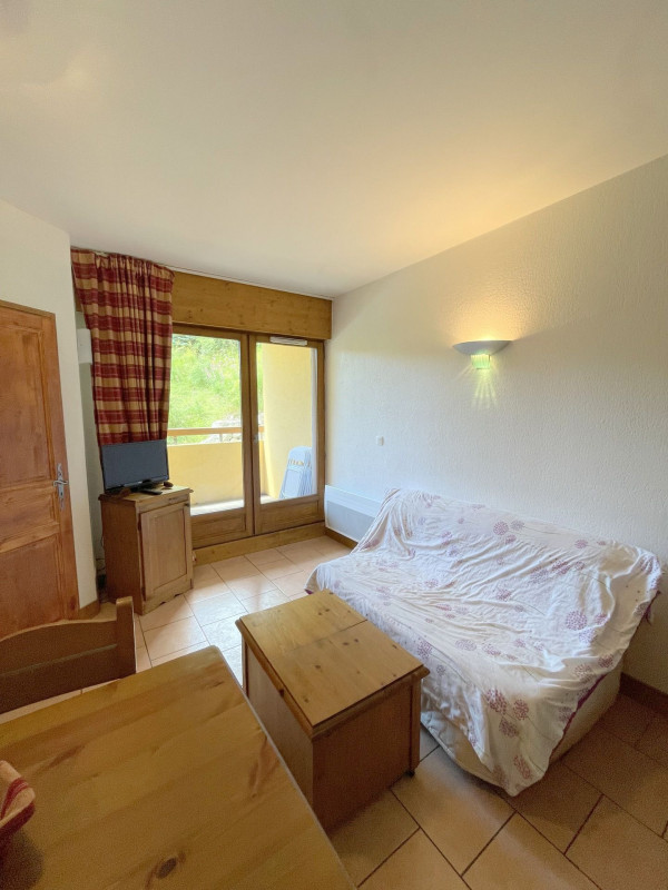 _lv_images__lot_0000420119_01_3487367